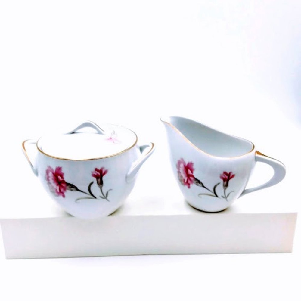SANGO JAPAN*CARNATION SERIES*FINE CHINA*SUGAR W/LID & CREAMER*VTG